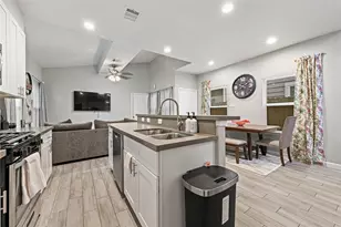 4420 Elmwood Street N, Houston, TX 77051 - Photo 10