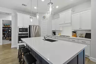 5815 Pink Coral Ln, Manvel, TX 77578 - Photo 6