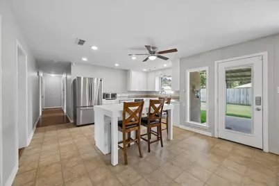 8037 Longridge Drive, Houston, TX 77055 - Photo 10