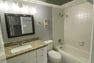 8431 Hearth Dr, Houston, TX 77054 - Photo 12