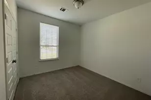 9669 Caney Trails Rd, Conroe, TX 77303 - Photo 4