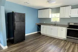 711 Jefferson St, Teague, TX 75860 - Photo 8