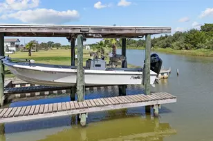 540 Bayou Ave, Anahuac, TX 77514 - Photo 28