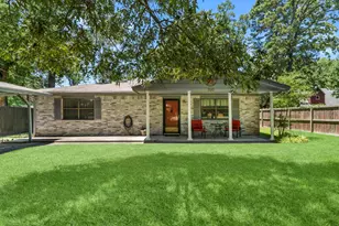 200 Commanche Dr, Onalaska, TX 77360 - Photo 6