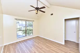 8515 Sands Point Dr, Houston, TX 77036 - Photo 14
