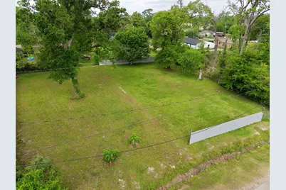 9221 Sundown Drive, Houston, TX 77016 - Photo 4