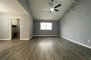 10358 Misty River Dr, Houston, TX 77086 - Photo 8