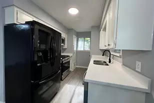 10358 Misty River Dr, Houston, TX 77086 - Photo 10