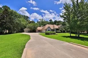 13245 Autumn Mist Ln, Conroe, TX 77302 - Photo 2