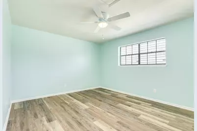 711 7th Street #3, Galveston, TX 77550 - Photo 16