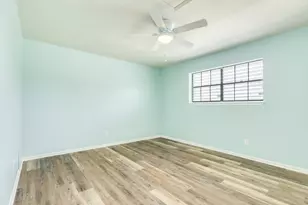 711 7th St, Galveston, TX 77550 - Photo 16