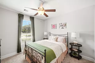 1433 Hicks Field Ln, League City, TX 77573 - Photo 24