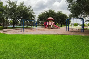 1302 Lake Grayson Dr, Katy, TX 77494 - Photo 46