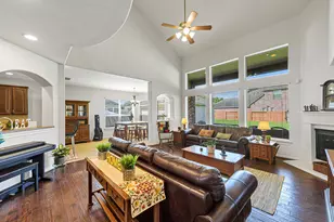 1302 Lake Grayson Dr, Katy, TX 77494 - Photo 10