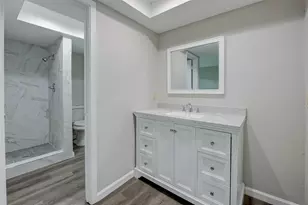 2315 Green Knoll Dr, Houston, TX 77067 - Photo 34