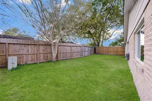 2315 Green Knoll Dr, Houston, TX 77067 - Photo 44