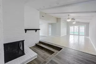 2315 Green Knoll Dr, Houston, TX 77067 - Photo 10