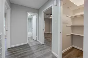 2315 Green Knoll Dr, Houston, TX 77067 - Photo 28
