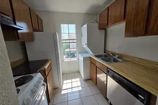 8323 Wilcrest Dr, Houston, TX 77072 - Photo 6