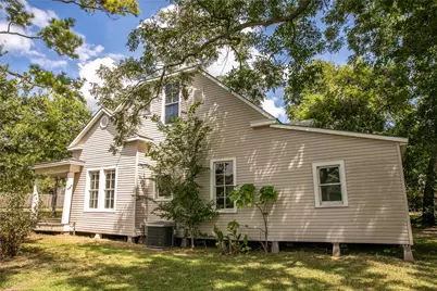 1004 Norris Street, Brenham, TX 77833 - Photo 2