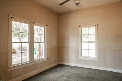 1004 Norris Street, Brenham, TX 77833 - Photo 10