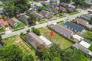 121 N Sidney St, Houston, TX 77003 - Photo 6