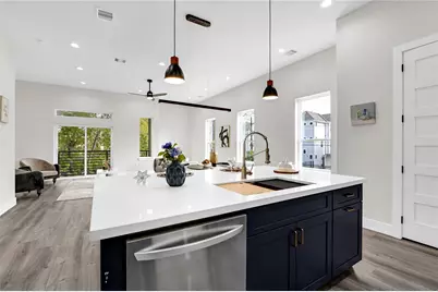 710 Link Road #C, Houston, TX 77009 - Photo 4