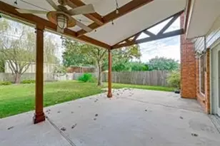 841 Lakeview Dr, Sugar Land, TX 77498 - Photo 20