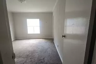 11926 Greensbrook Forest Dr, Houston, TX 77044 - Photo 8