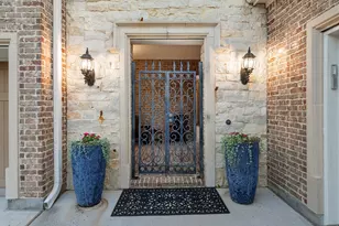 119 W Cresta Bend Pl, Spring, TX 77389 - Photo 4