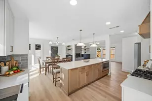 11303 Olympia Dr, Houston, TX 77077 - Photo 10