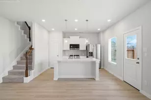 11410 Velvet Fld Dr, Houston, TX 77047 - Photo 8