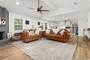 7095 Scotts Dr, Beaumont, TX 77708 - Photo 6