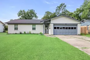 7095 Scotts Dr, Beaumont, TX 77708 - Photo 1