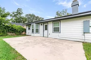 7095 Scotts Dr, Beaumont, TX 77708 - Photo 16