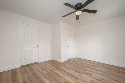 4726 Pease Street, Houston, TX 77023 - Photo 28