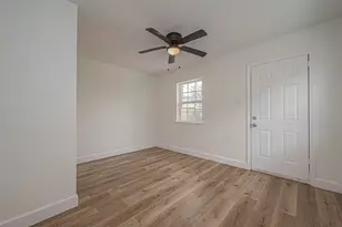 4726 Pease St, Houston, TX 77023 - Photo 26