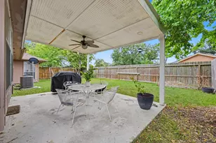 5226 Clarkston Ln, Spring, TX 77379 - Photo 4