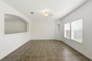 12830 Spruce Cir, Tomball, TX 77375 - Photo 8