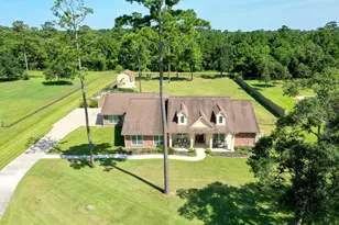 7219 Bayou Timber Dr, Alvin, TX 77511 - Photo 1