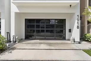 1918 Brun St, Houston, TX 77019 - Photo 2