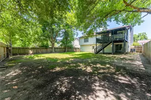 414 Dinerstein St, Webster, TX 77598 - Photo 22