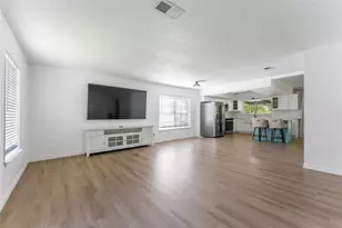 414 Dinerstein St, Webster, TX 77598 - Photo 12