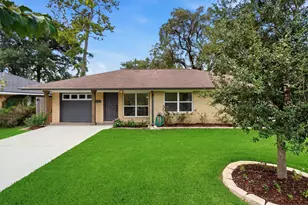 2014 Woodcrest Dr, Houston, TX 77018 - Photo 1