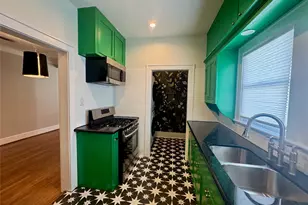 914 W Melwood St, Houston, TX 77009 - Photo 6