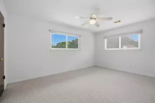 15319 Seahorse Dr, Houston, TX 77062 - Photo 28