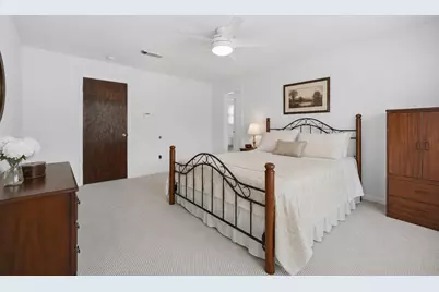 15319 Seahorse Drive, Houston, TX 77062 - Photo 14
