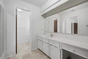 15319 Seahorse Dr, Houston, TX 77062 - Photo 16
