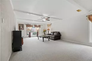 15319 Seahorse Dr, Houston, TX 77062 - Photo 16