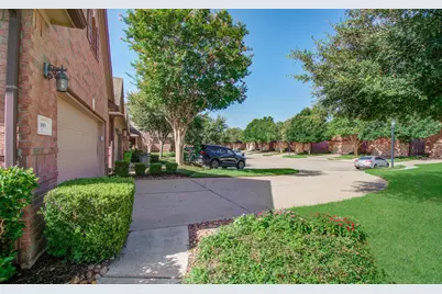 1103 Glenwood Canyon Lane, Houston, TX 77077 - Photo 8